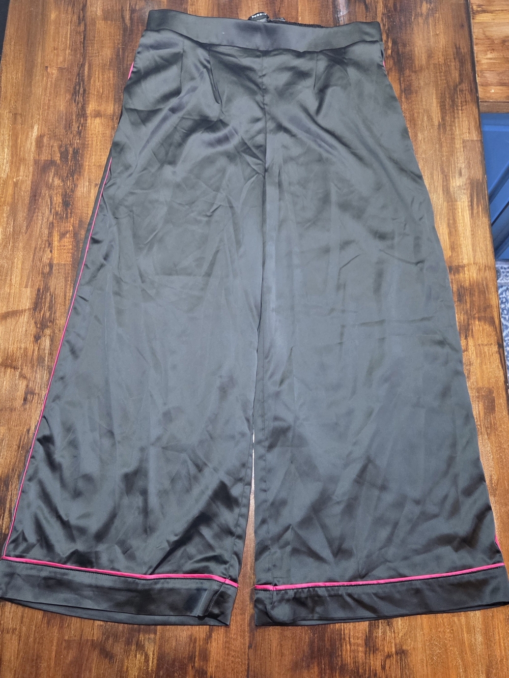 torrid Black Wide-Leg Satin Pants with Pink Piping